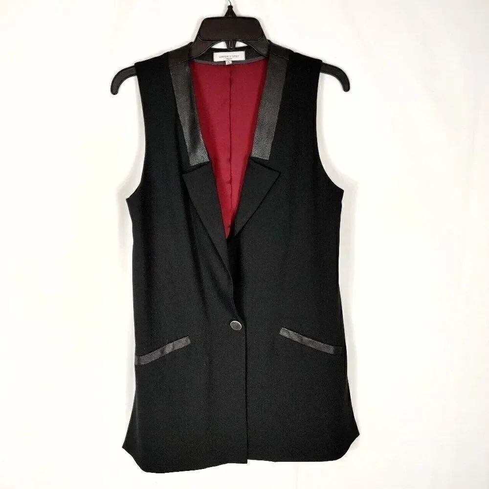 Waverly Gray Women's Size 4 Long Sleeveless Jacket